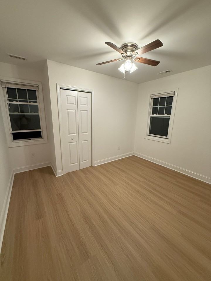 42 Fairfield St #3 - Photo 4 of 9