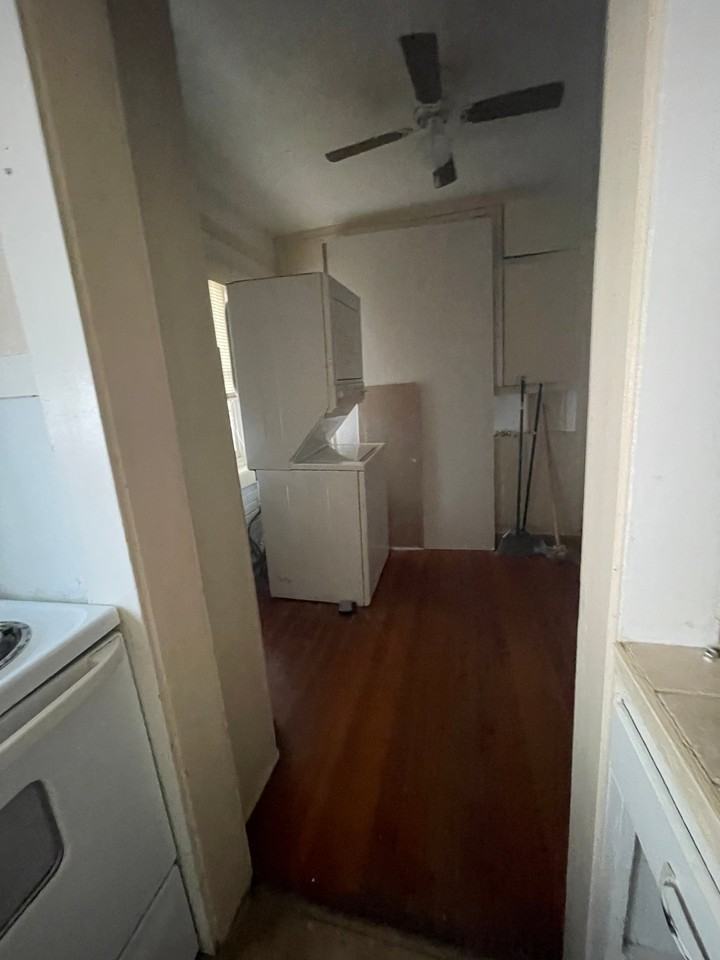 2115 N Kansas St - Photo 5 of 13