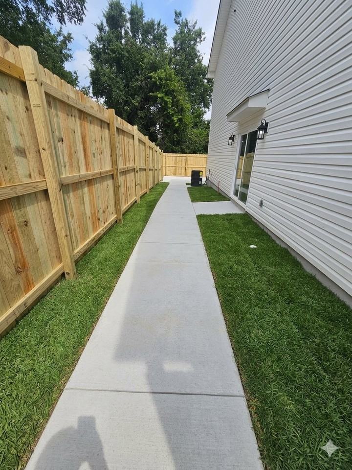 2375 Washington St #A - Photo 5 of 18