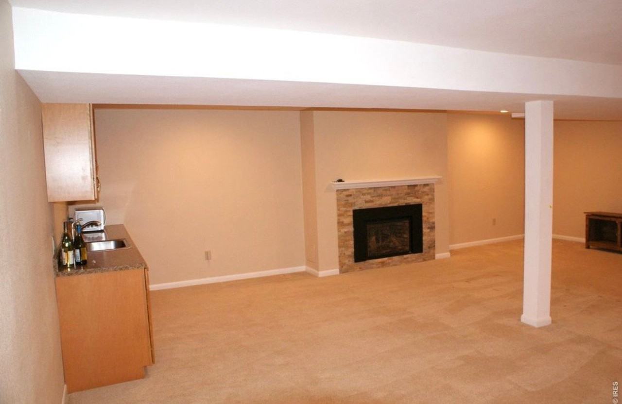 10643 Sperry St - Photo 3 of 15