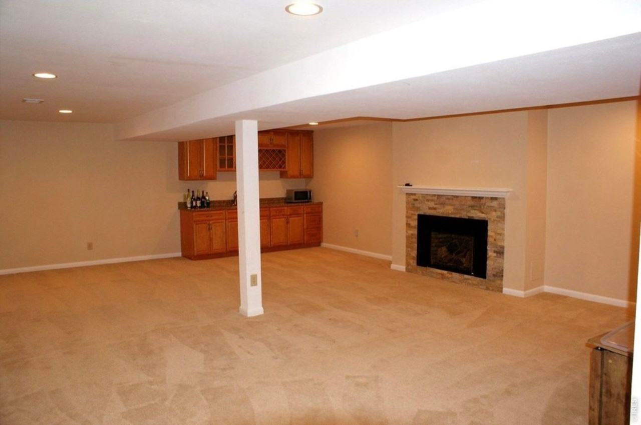 10643 Sperry St - Photo 5 of 15