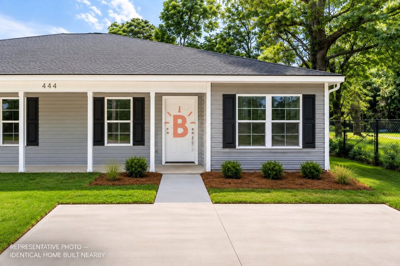120 Northlake Dr #B
