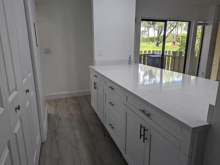 180 Joanne Pl - Photo 6 of 20