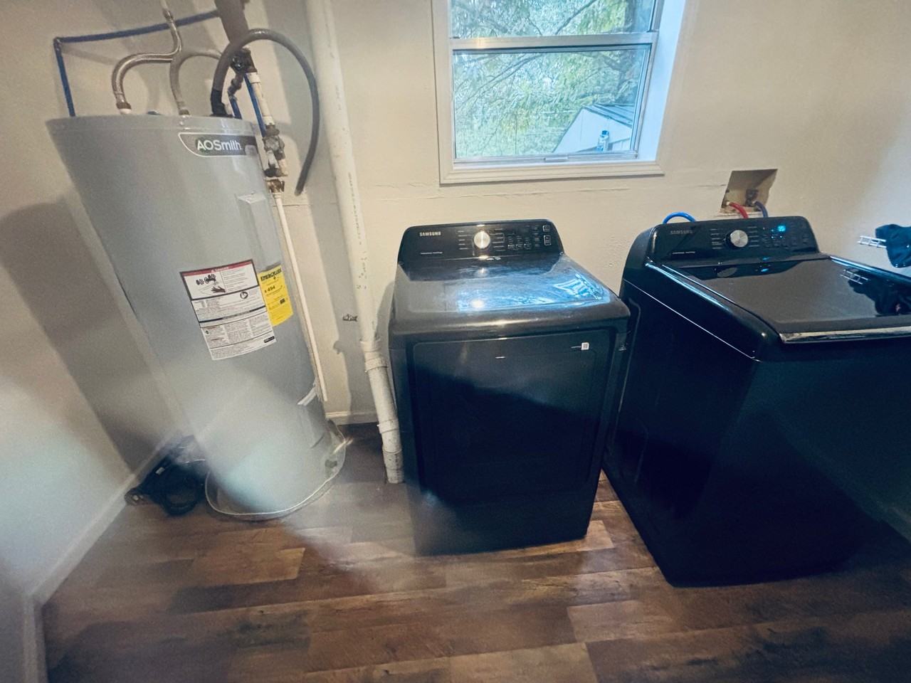 24370 Trolley Ln - Photo 3 of 10
