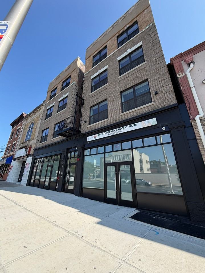 501 Central Ave #3D