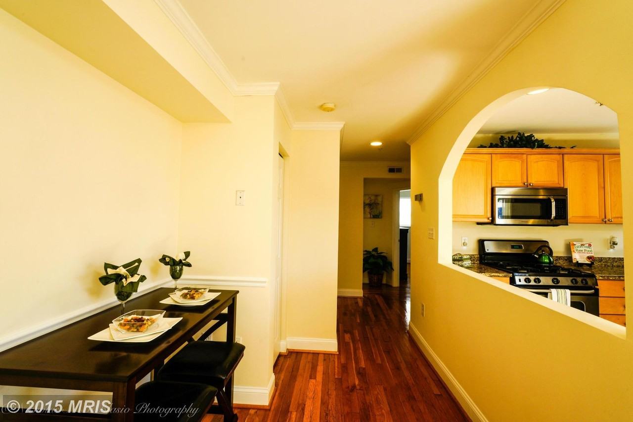 401 Evarts St Ne #401 - Photo 4 of 11