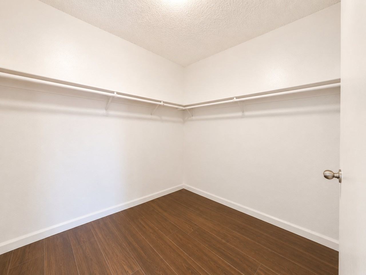 38257 12th St E #201 - Photo 5 of 14