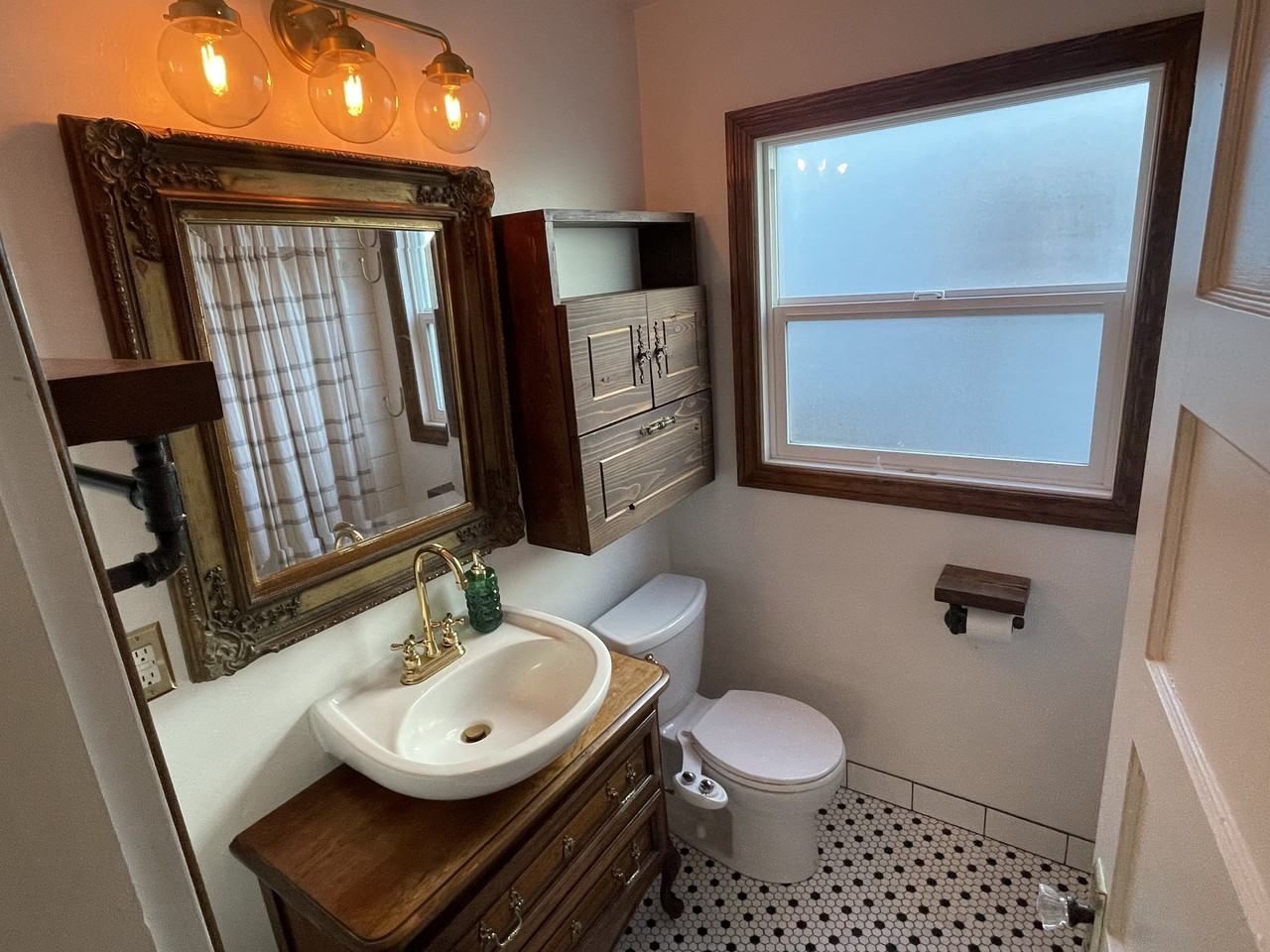 3331 N Farragut St - Photo 6 of 16