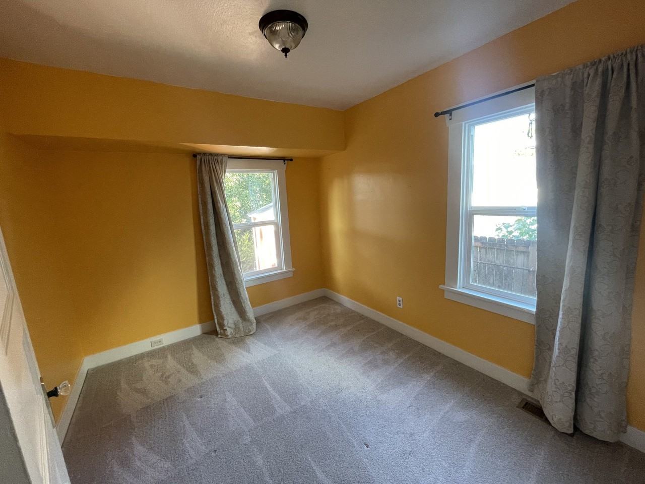 3331 N Farragut St - Photo 7 of 16