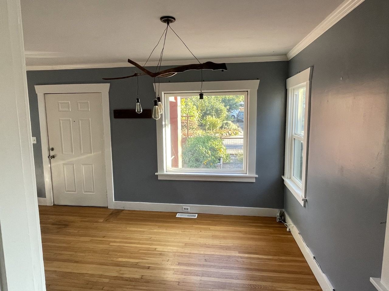 3331 N Farragut St - Photo 5 of 17