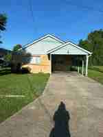 featured image of 1121 Sumner St