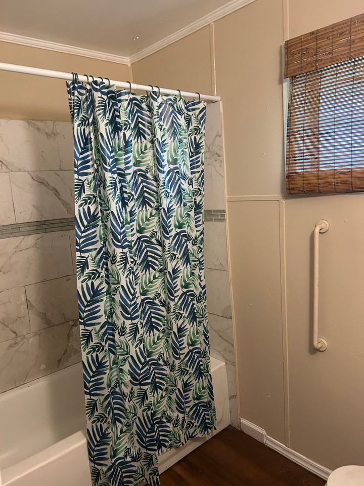 1121 Sumner St - Photo 5 of 10