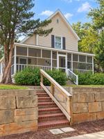 featured image of 304 Oliver St