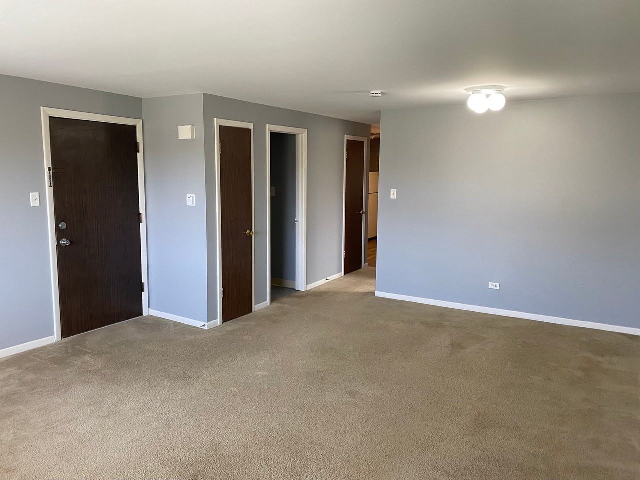 7041 170th St #1N - Photo 2 of 12