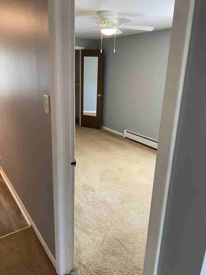 7041 170th St #1N - Photo 7 of 12