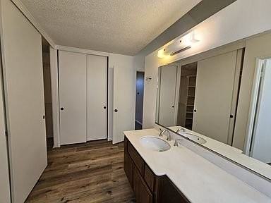 1280 Fawnridge Dr - Photo 5 of 20