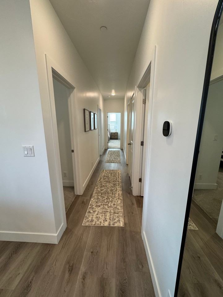 5801 S Garnet Dr - Photo 5 of 13