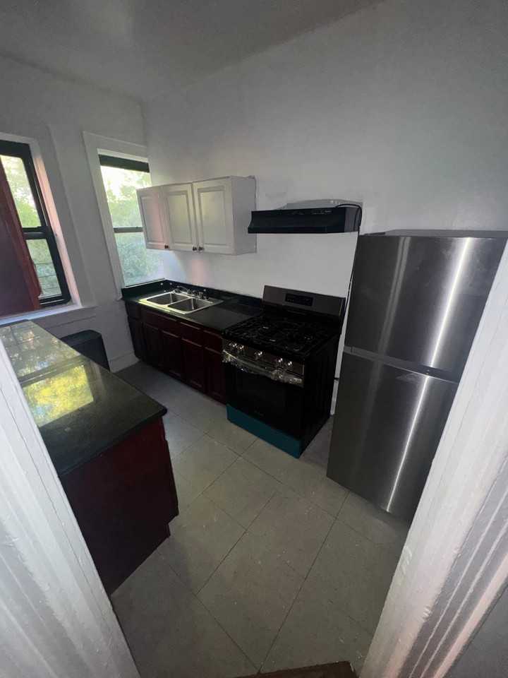 2680 Bailey Ave #2FL - Photo 3 of 21