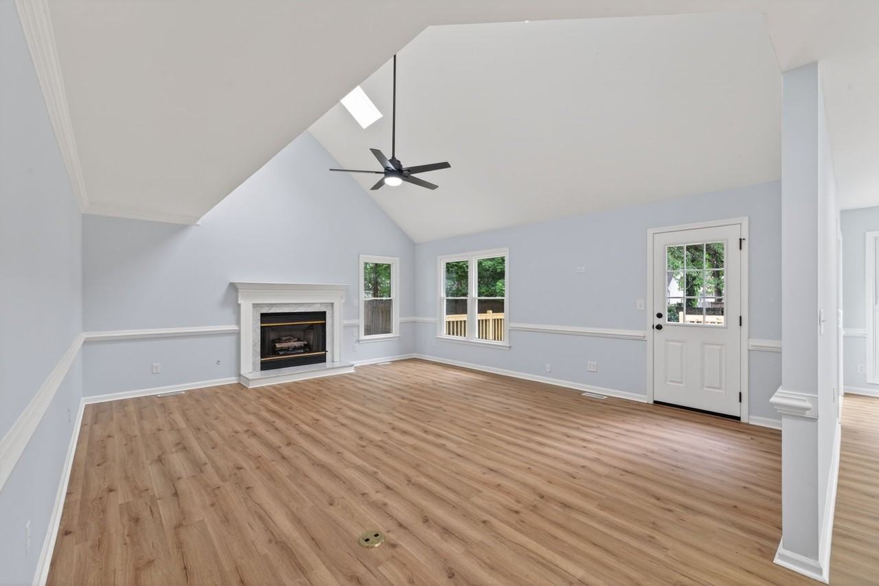 1032 Copper Stone Cir - Photo 6 of 20