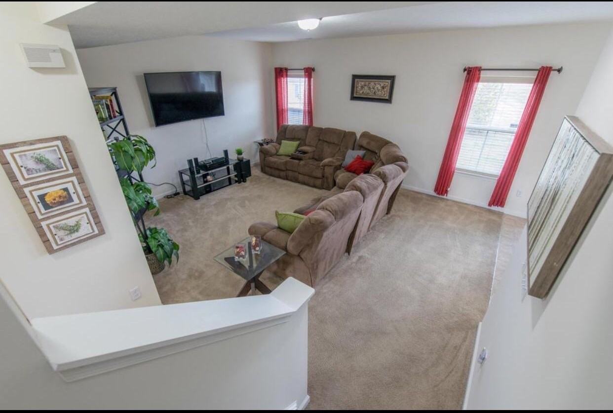 6143 Brandon Dr - Photo 4 of 19