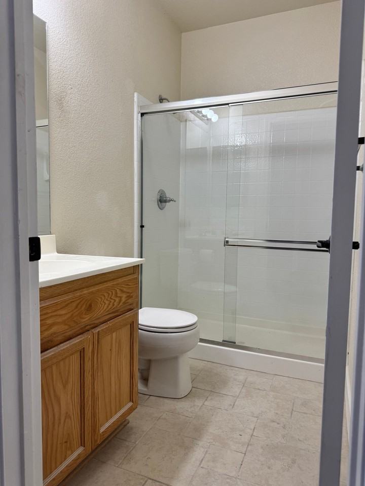 2636 Gaines Ct - Photo 5 of 8