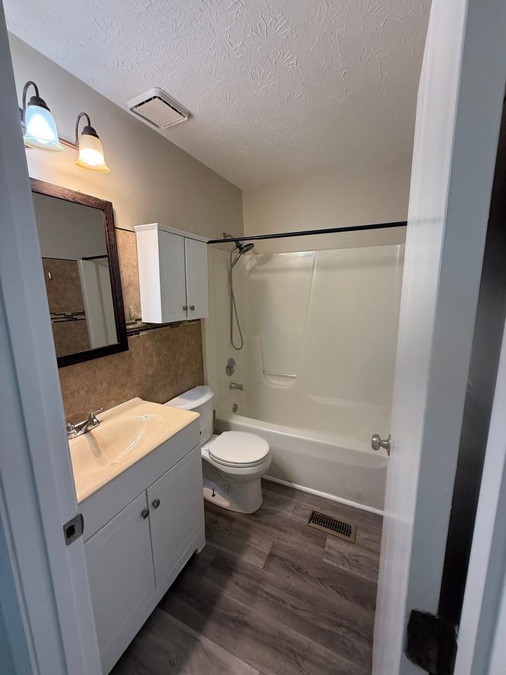 2649 Ridgecrest Ln - Photo 6 of 20