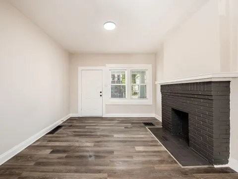 154 N Central Ave - Photo 2 of 19