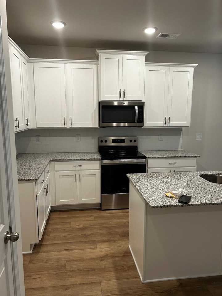 4248 Notting Hill Dr Sw - Photo 3 of 20