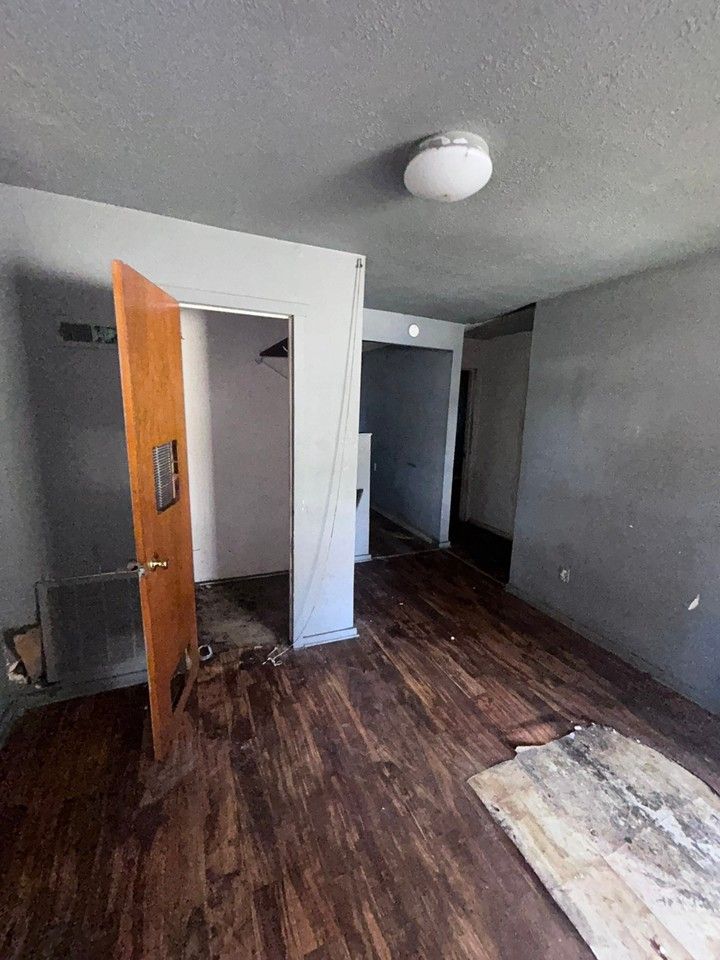 1534 N 55th St - Photo 5 of 17