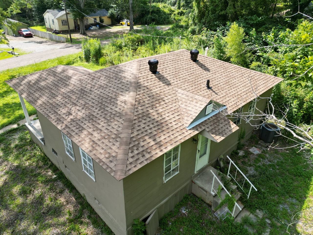 1753 Mcgee St - Photo 3 of 47