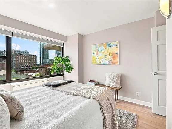 135 Montgomery St #7B - Photo 2 of 16