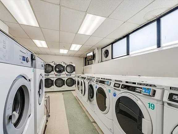 135 Montgomery St #7B - Photo 7 of 16