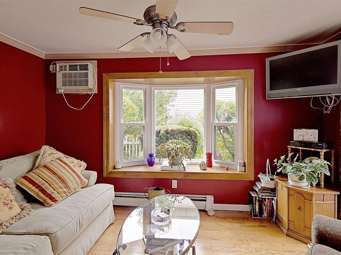 160 Cedar St - Photo 2 of 10