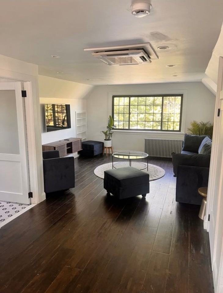 83 Rollins Ave #2 - Photo 3 of 15