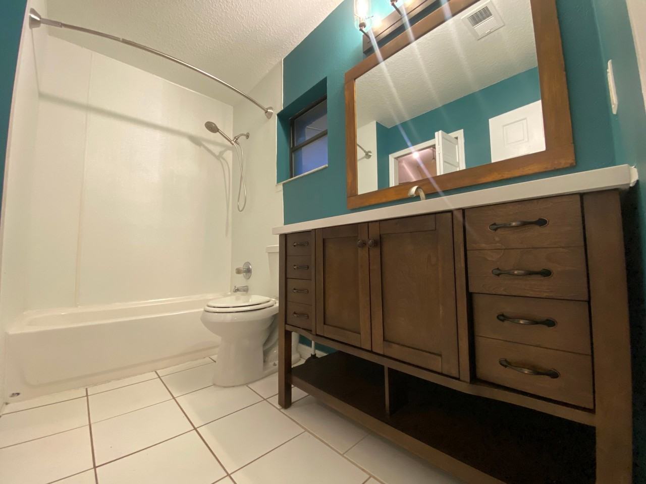 10401 County Lake Dr - Photo 5 of 17