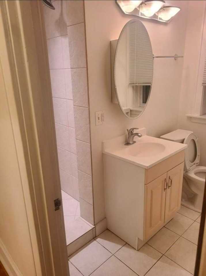 6041 N Talman Ave #3 - Photo 2 of 12