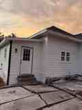 404 E Ross Ave #A - Photo 1 of 1