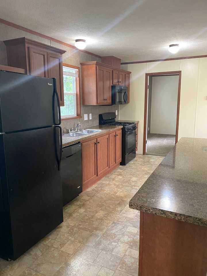 2047 Mcdivitt Ct #194 - Photo 2 of 12
