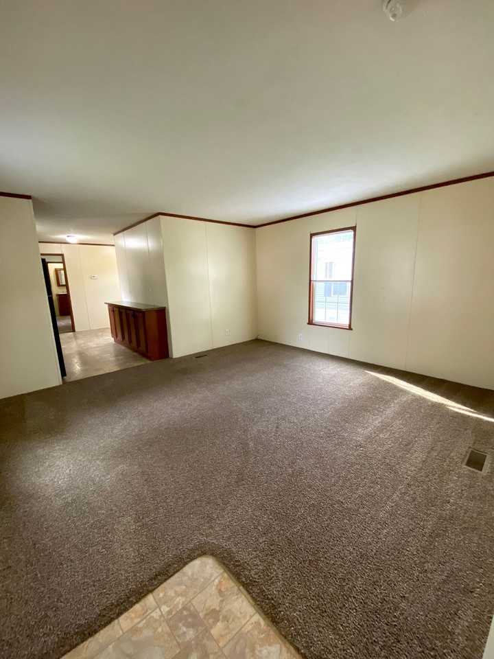 2047 Mcdivitt Ct #194 - Photo 4 of 12