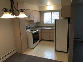 421 Parkdale Ave #D - Photo 1 of 1