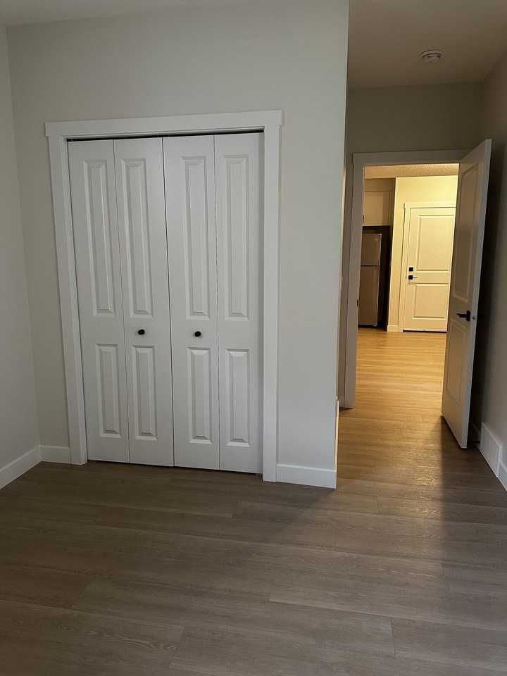 839 Alpine Dr Sw - Photo 5 of 11