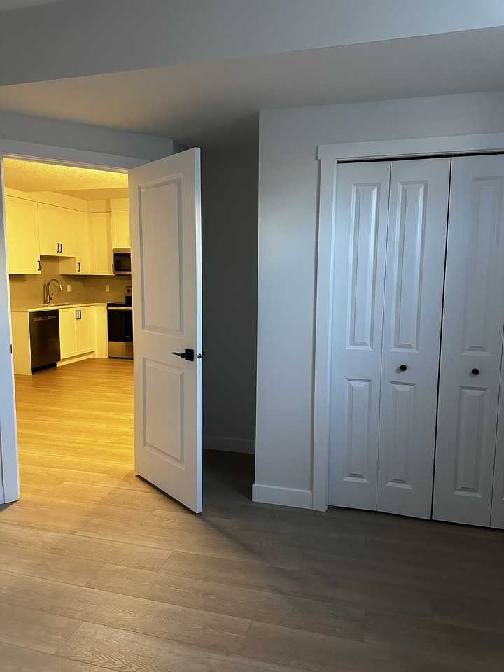 839 Alpine Dr Sw - Photo 6 of 11
