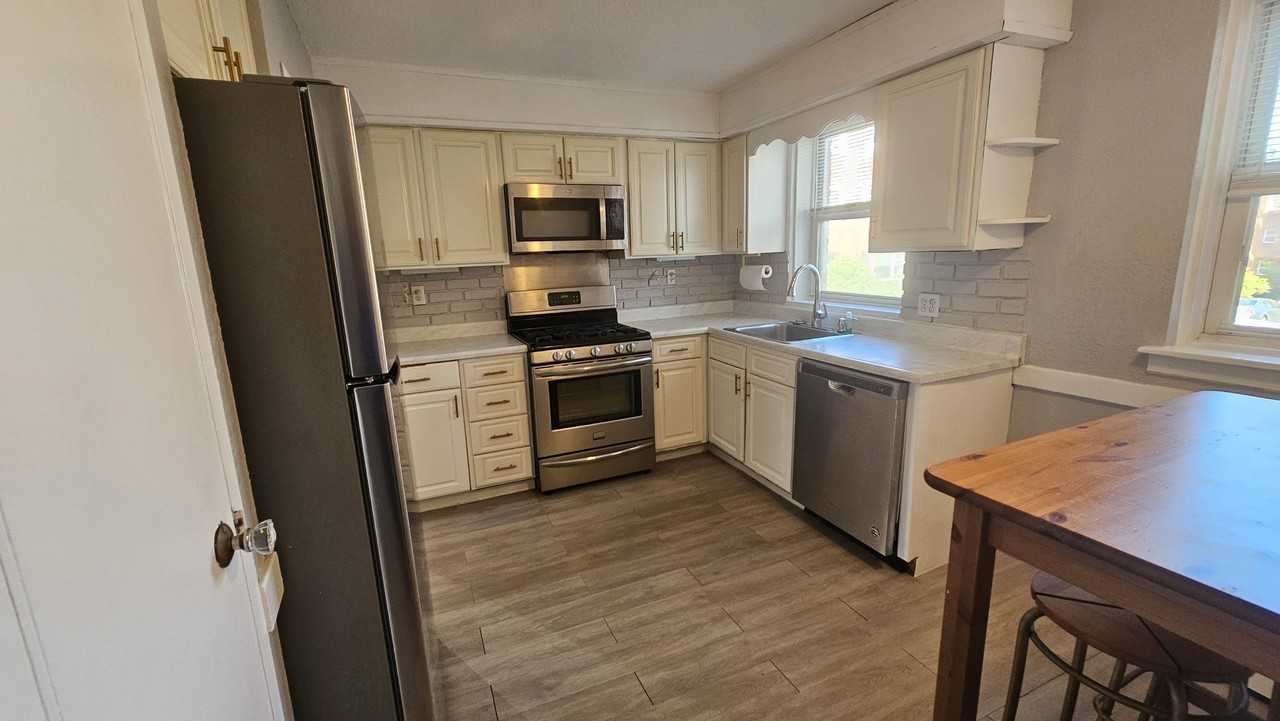 100 Morton St #50 - Photo 2 of 20