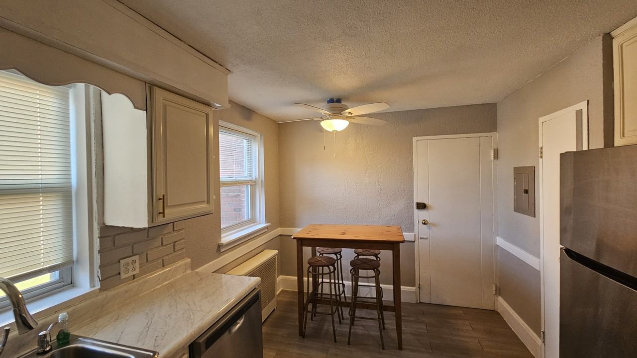 100 Morton St #50 - Photo 5 of 20