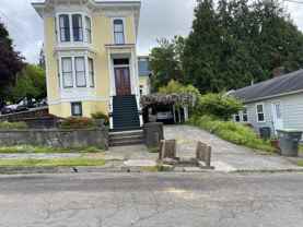 1393 Franklin Ave #A - Photo 1 of 1