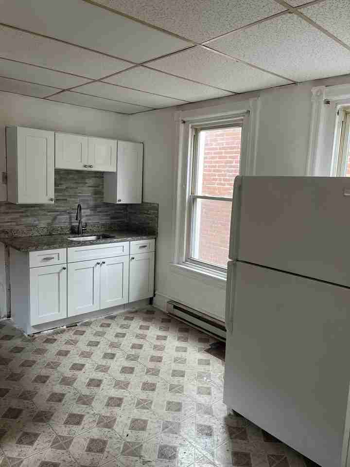 1506 W Turner St #1 - Photo 7 of 7