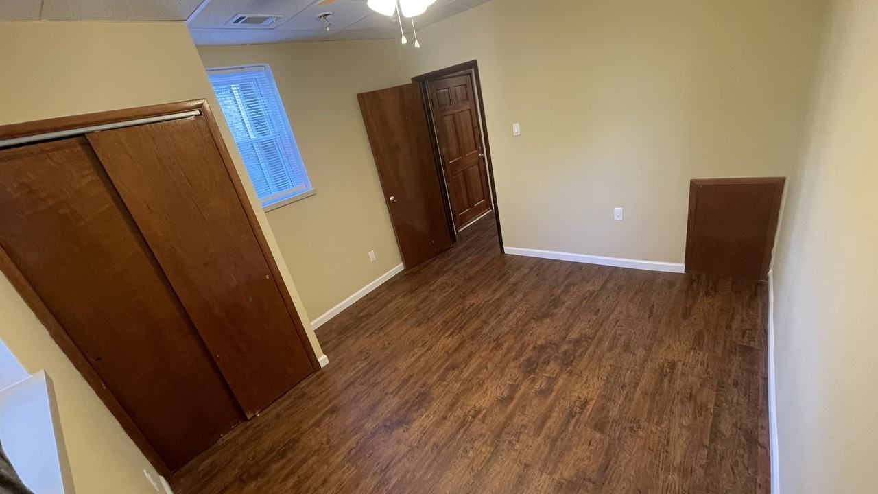 1130 Dickinson St #1 - Photo 6 of 23