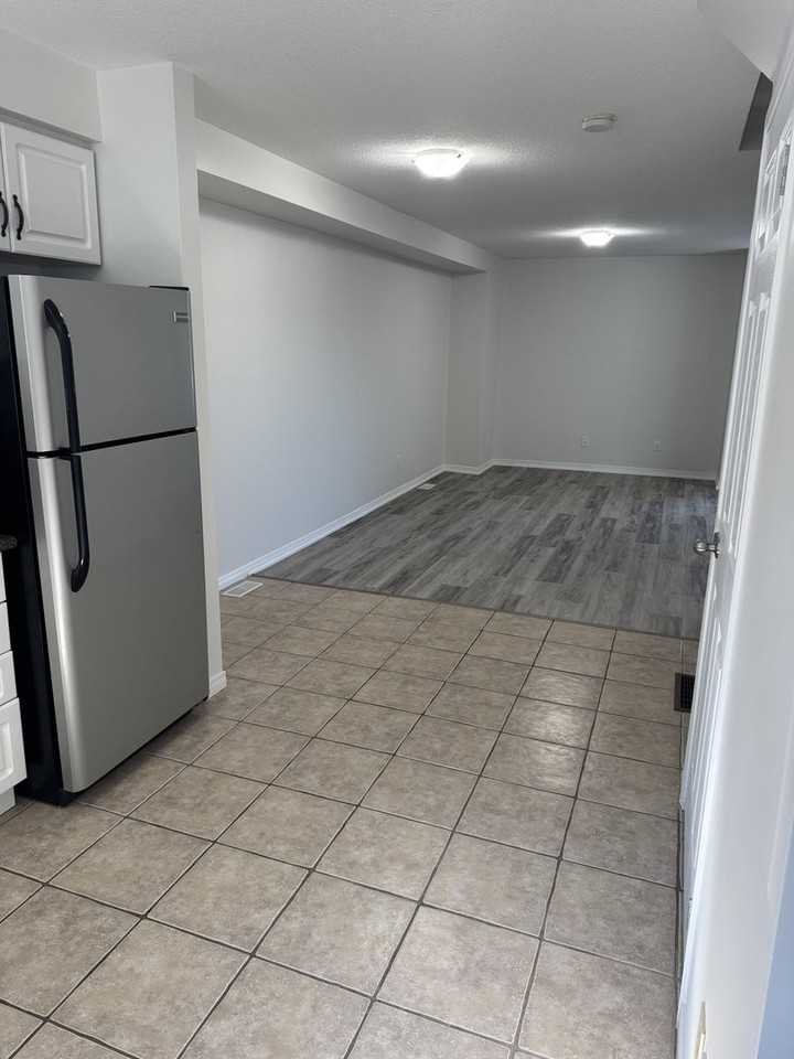 1328 Upper Sherman Ave - Photo 4 of 13