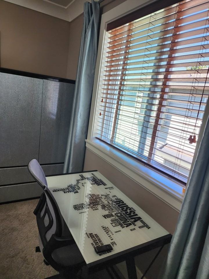238 Dawe St - Photo 5 of 18