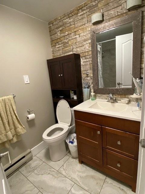 1042 Merivale Rd - Photo 7 of 10